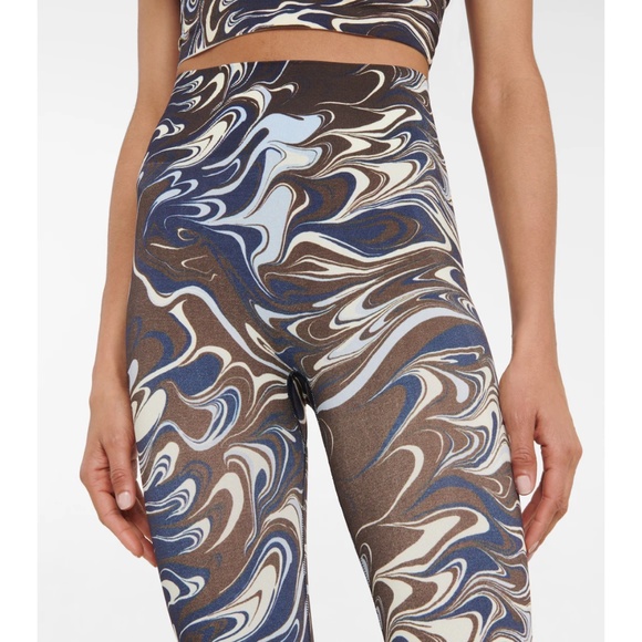 Tory Burch Sport Seamless 7/8 High-rise Leggings in Dark Roast Marble Splash - Picture 12 of 16